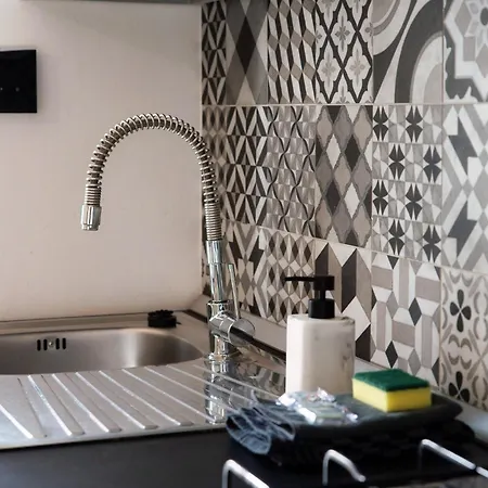 דירה Beyond By Quokka 360 - Flat 10 Minutes From The Centre Of *